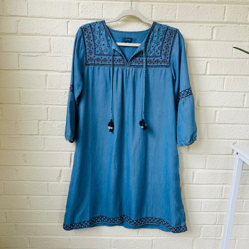 J Jill Denim Tencel Embroidered Boho Chambray Shift Dress Small Blue Tassel - Picture 2 of 7